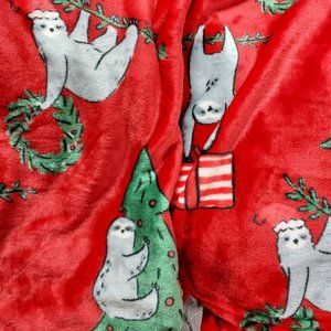 HOLIDAY TIME RED VELVET SLOTH PRINT HOLIDAY CHRSTMAS THROW BLANKET SZ:50”x60”NWT